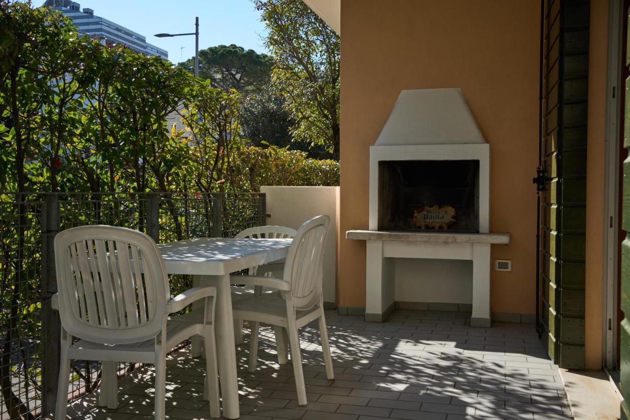 Appartamenti Villa Paola-Pochi Passi Dal Mare-Zona Piazza Aurora-Lido Di Jesolo Exterior foto