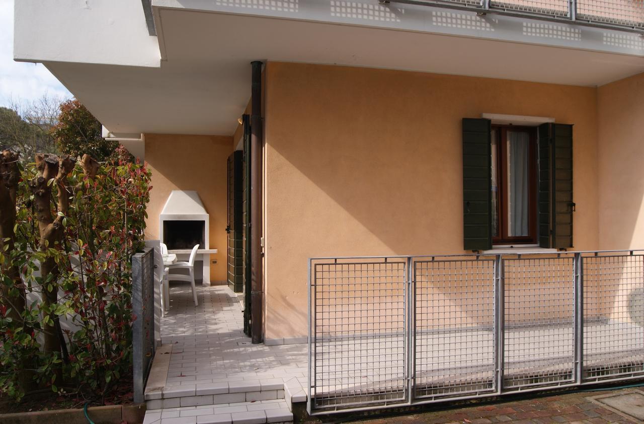 Appartamenti Villa Paola-Pochi Passi Dal Mare-Zona Piazza Aurora-Lido Di Jesolo Exterior foto